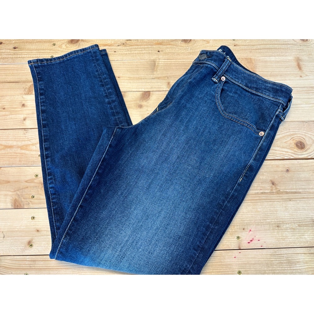 American Eagle Mens Athletic Fit AirFlex+ Medium Wash Denim Jeans 34x32